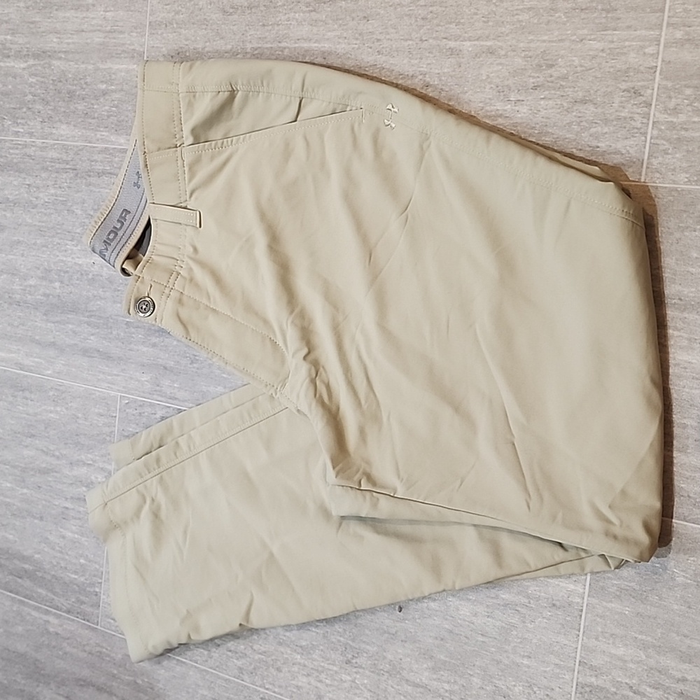 Under Armour golf pants